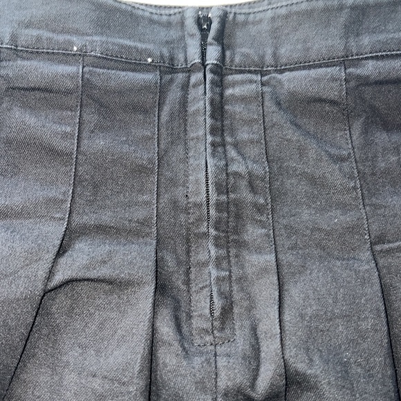 LE LIS pleated skirt - Picture 4 of 5